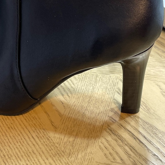 Alfani Leather Step 'N Flex Boots - Picture 7 of 9